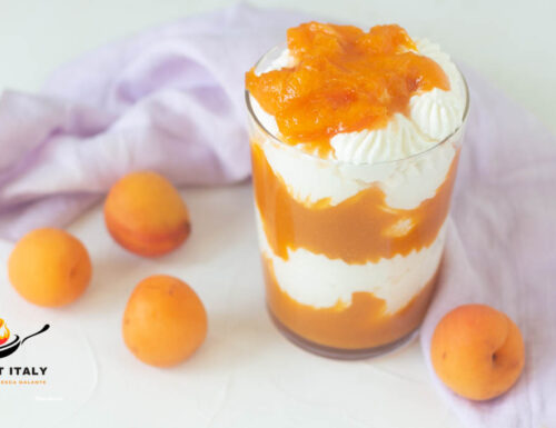 Fast sweet in the glass with apricots