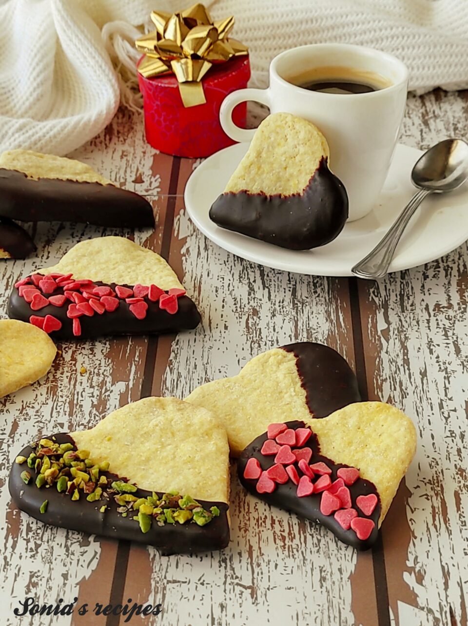 Shortbread and chocolate cookies for Valentine's Day