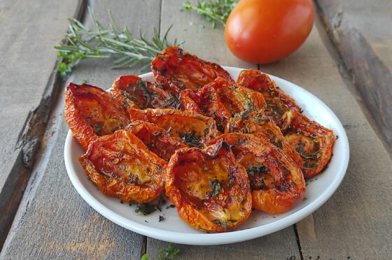 Dried tomatoes in the air fryer