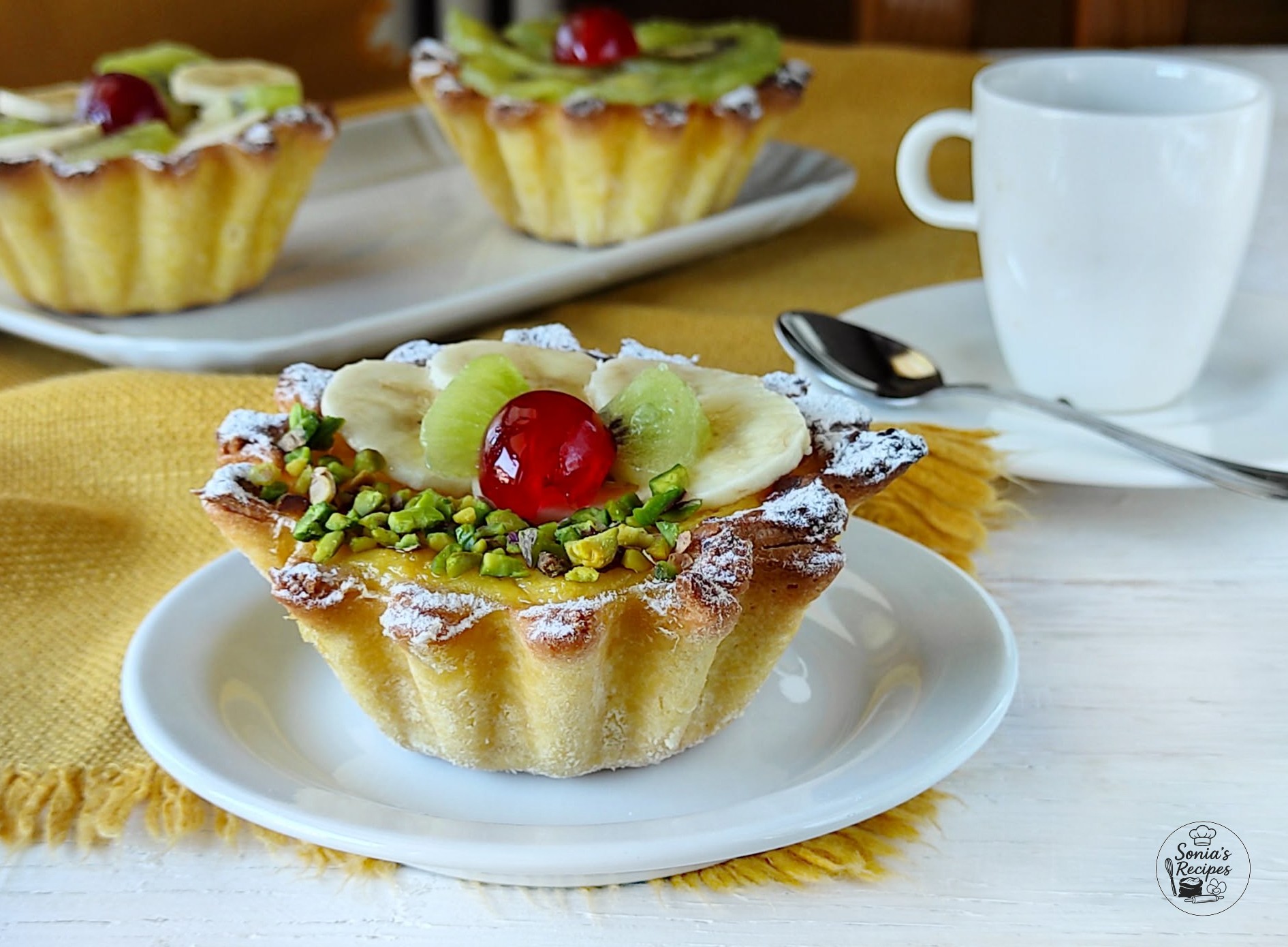 Mini fruit tarts