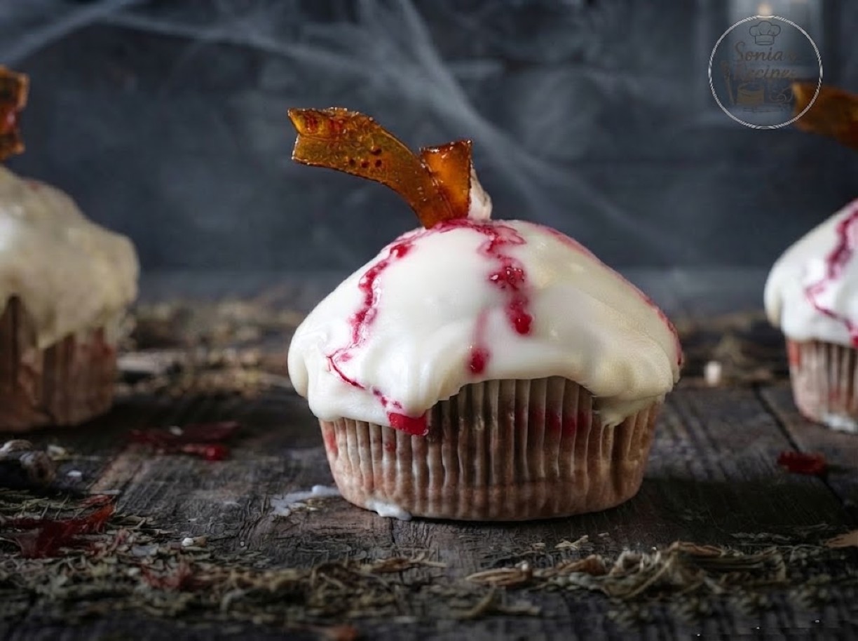 Easy Bloody Halloween Muffins