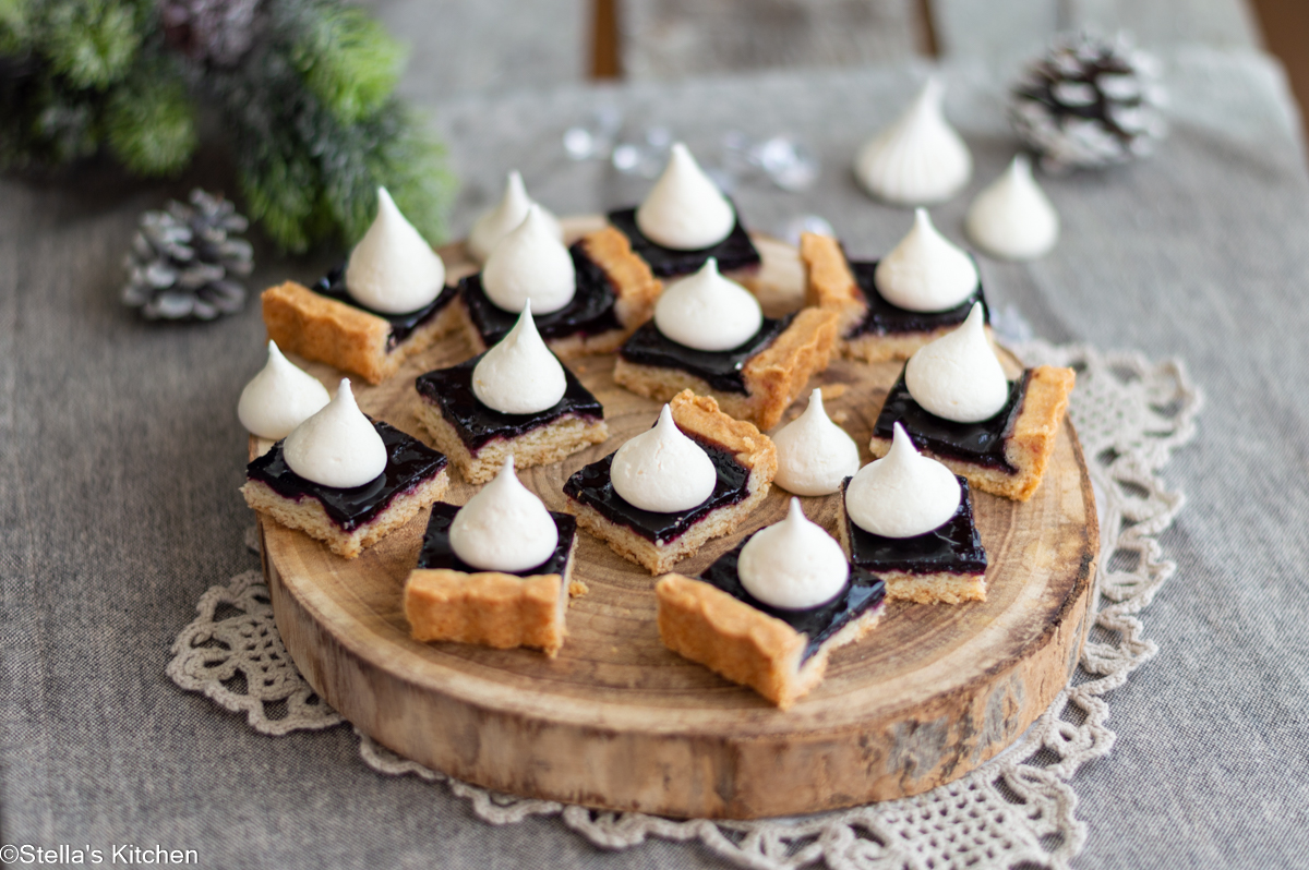 Blueberry jam tart