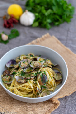 Linguini with clams - Stella's Kitchen