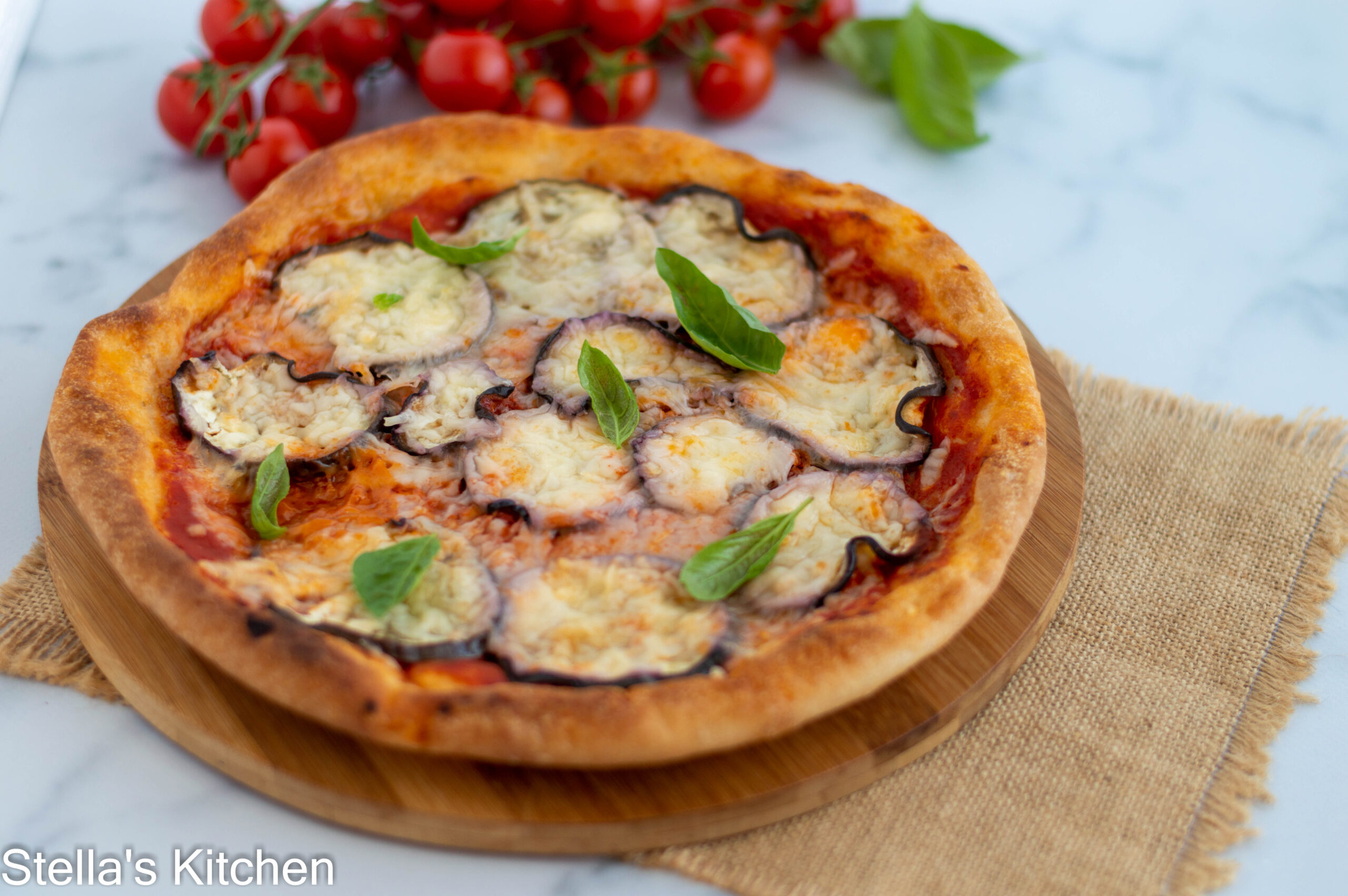 eggplant parmigiana pizza