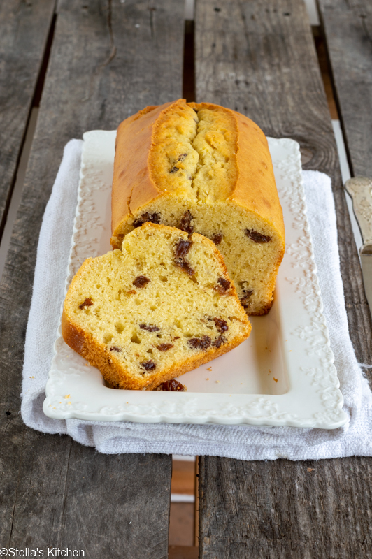 Raisins pound cake