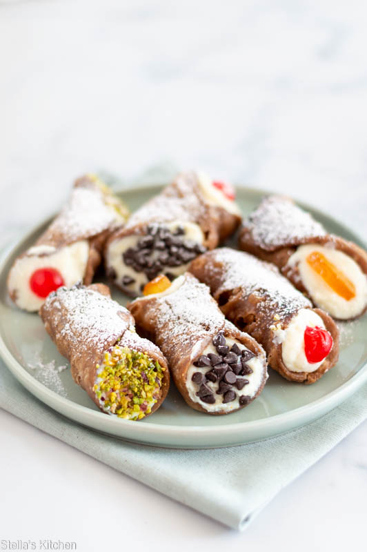 Sicilian cannoli