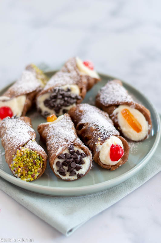 Sicilian cannoli