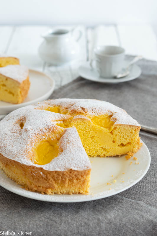 Olive-oil cake with pastry cream