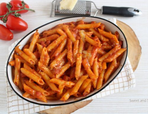 Pasta with Bacon Tomato Sauce and Cheese