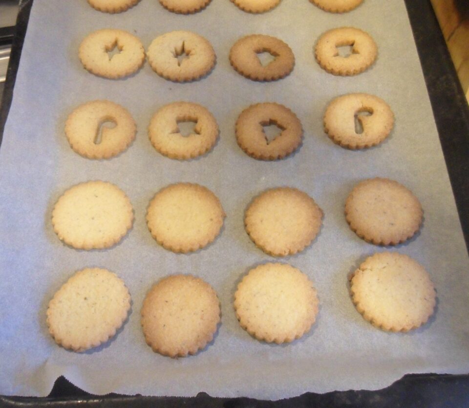 bake biscuits for linzer cookies by tasty corner