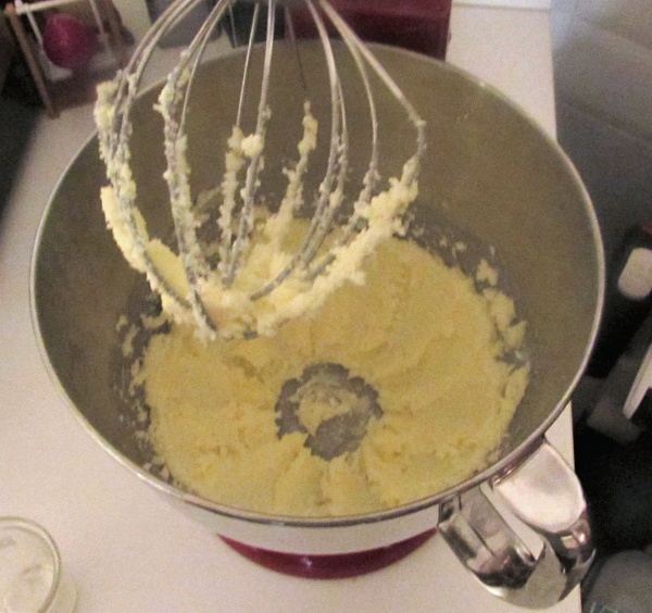 easy moist clementine cake - whipped butter