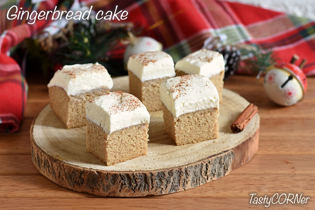 gingerbread cake withj cream cheese frosting recipe for christmas holydays bu Tastycorner
