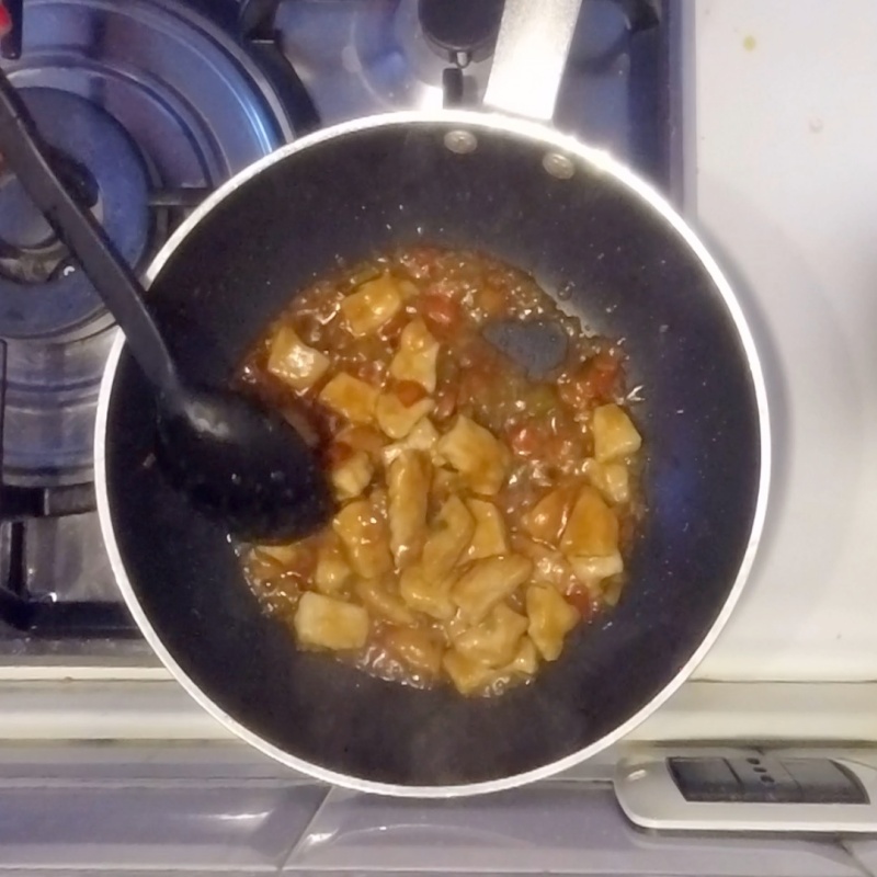 chinese kung pao pork is ready when the sauce is thick