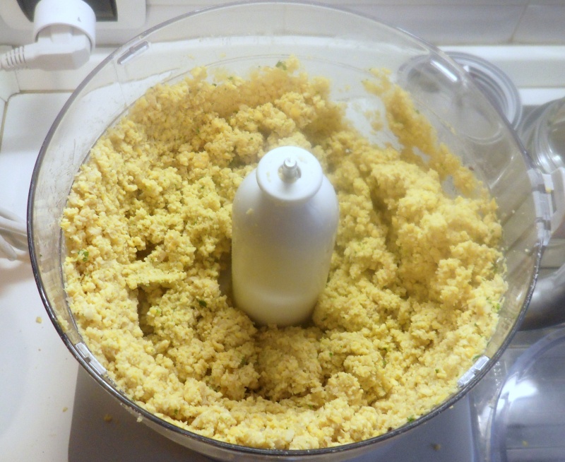 blend raw dried chickpeas for traditional falafel