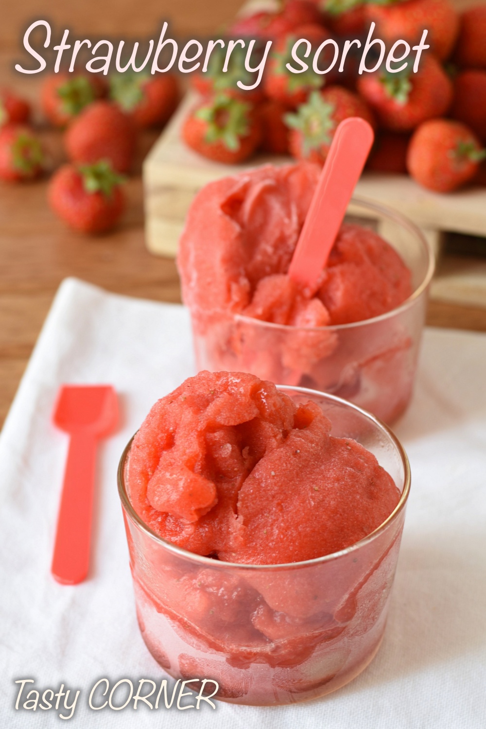 En_V_-homemade-strawberry-sorbet-3-ingredients-easy-italian-recipe-with-or-without-ice-cream-maker-by-tasty-corner-blog