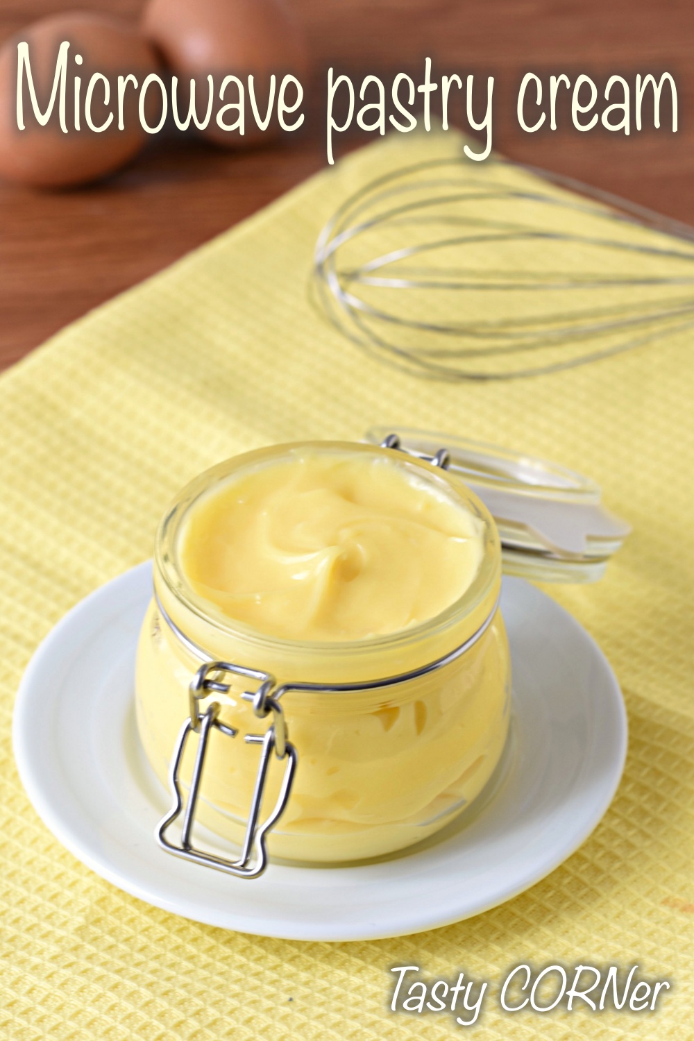 Microwave Pastry Cream: easy no lumps recipe ready in 5 minutes!