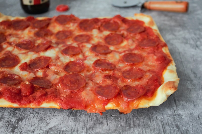 The Licious Recipes - Pepperoni Pizza