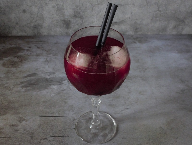 The Licious Recipes - Gin&Beet Cocktail