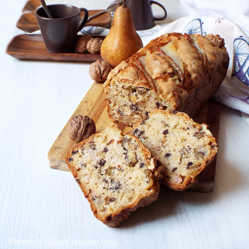 Pear, walnuts and chocolate Bread