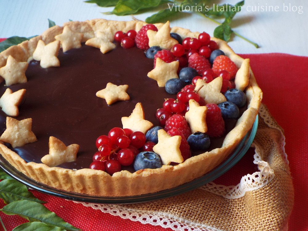 Red fruit tart with chocolate